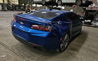 Coupet Chevrolet Camaro LT 2018 Granatowy