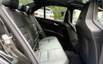Sedans Mercedes-Benz  C63 AMG 2009 Czarny