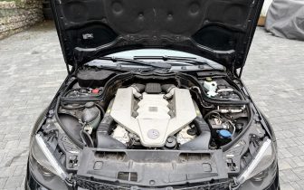 Sedans Mercedes-Benz  C63 AMG 2009 Czarny