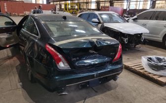Sedans Jaguar XJL 2019 Zielony
