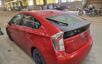 Hatchbacks Toyota  Prius 2015 Red