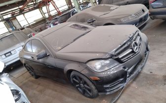 Coupet Mercedes-Benz C250 2013 Czarny