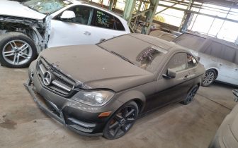 Coupet Mercedes-Benz C250 2013 Czarny