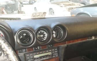 Coupet Mercedes-Benz 560SL 1987 Beige