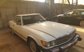 Coupet Mercedes-Benz 560SL 1987 Beige