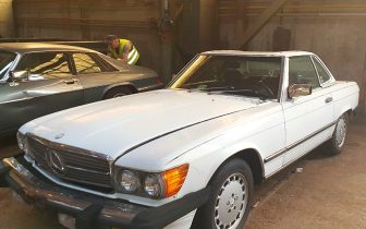 Coupet Mercedes-Benz 560SL 1987 Beige